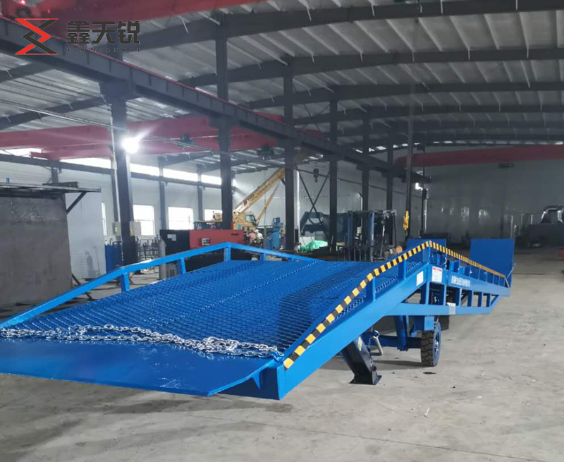 贵阳移动式液压登车桥生产车间